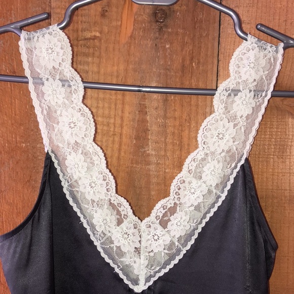 VICTORIA Secret lace trim teddy romper size S - Picture 2 of 7